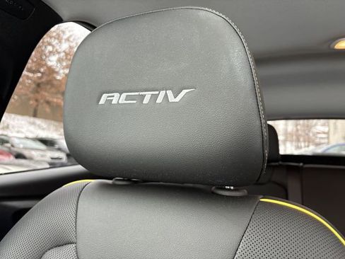 Certified 2024 Chevrolet Trax ACTIV w/ Sunroof Package image 11