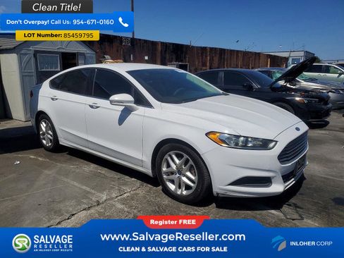Used 2016 Ford Fusion SE FWD image 5