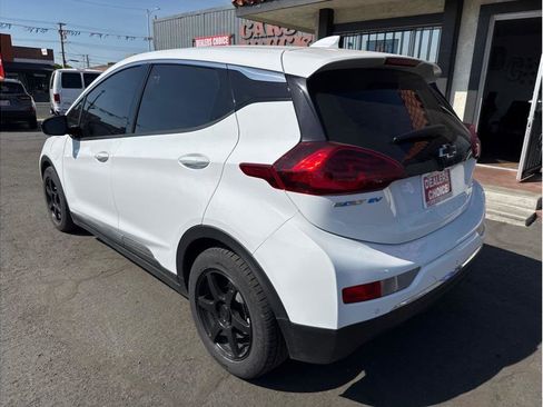 Used 2020 Chevrolet Bolt LT FWD image 10