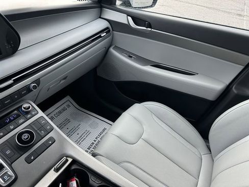 Used 2024 Hyundai Palisade SEL FWD image 32