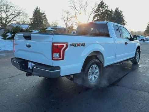 Used 2016 Ford F150 XLT w/ Trailer Tow Package image 8