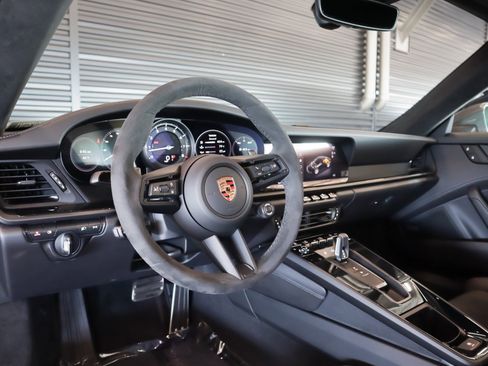 Certified 2024 Porsche 911 Carrera T image 4