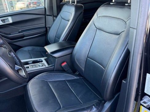Used 2020 Ford Explorer Limited image 13