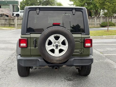 Used 2021 Jeep Wrangler Sport AWD/4WD image 5