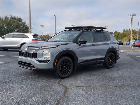 New 2025 Mitsubishi Outlander Trail Edition image 2