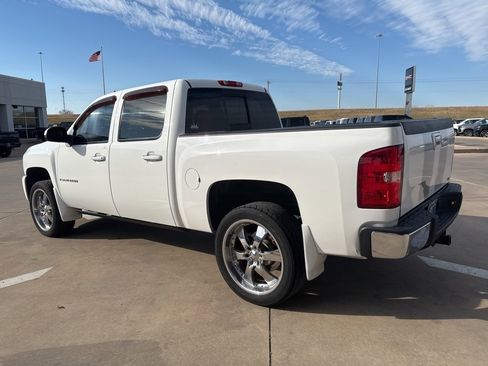 Used 2009 Chevrolet Silverado 1500 LTZ w/ LTZ Plus Package image 4