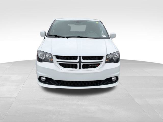 Used 2018 Dodge Grand Caravan GT FWD image 2