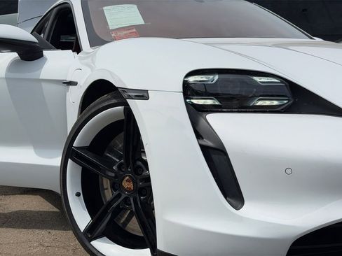 Used 2020 Porsche Taycan 4S image 39