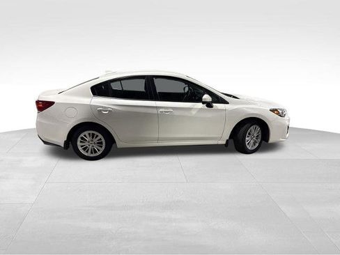 Used 2017 Subaru Impreza 2.0i Premium image 10