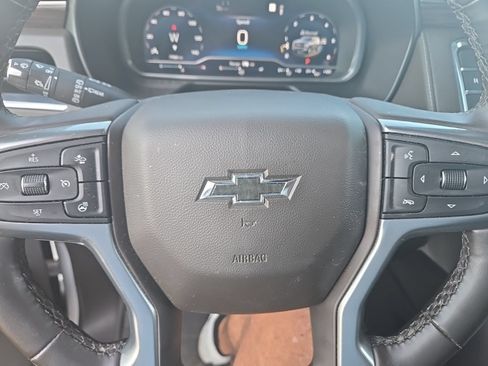 Used 2023 Chevrolet Tahoe Z71 w/ Luxury Package AWD/4WD image 24