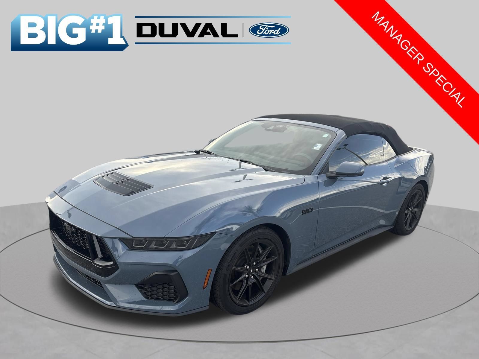 Used 2025 Ford Mustang GT Premium RWD image 2