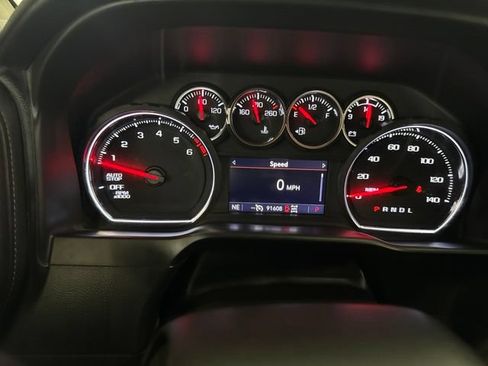 Used 2021 Chevrolet Silverado 1500 LT Trail Boss w/ Bed Protection Package AWD/4WD image 32