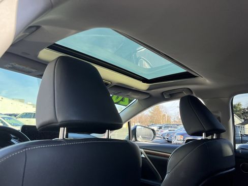 Used 2020 Lexus RX 350L Premium w/ Premium Package image 22