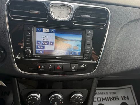 Used 2012 Chrysler 200 Limited image 16