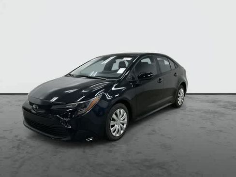 Used 2026 Toyota Corolla LE FWD image 7