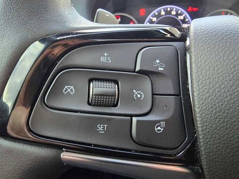 Used 2023 Buick Enclave Premium w/ Experience Buick Package image 42