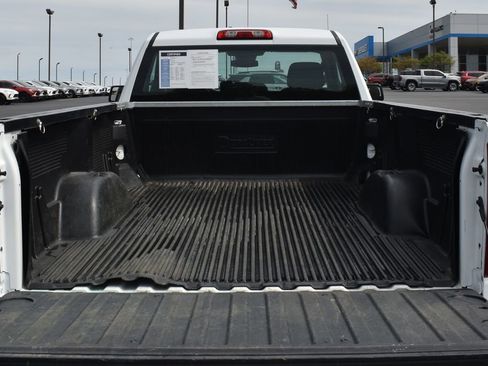 Used 2025 Chevrolet Silverado 1500 W/T image 7