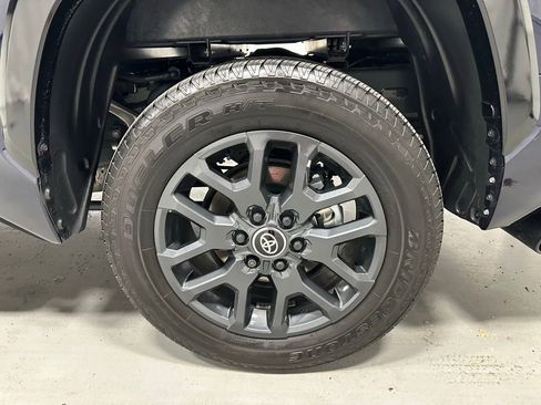 Used 2025 Toyota Tundra Platinum image 69
