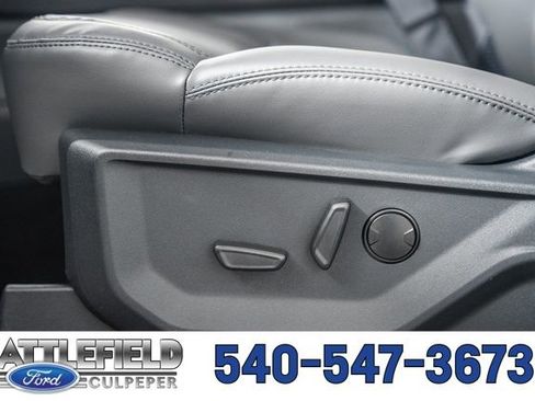 New 2026 Ford Expedition Active image 43