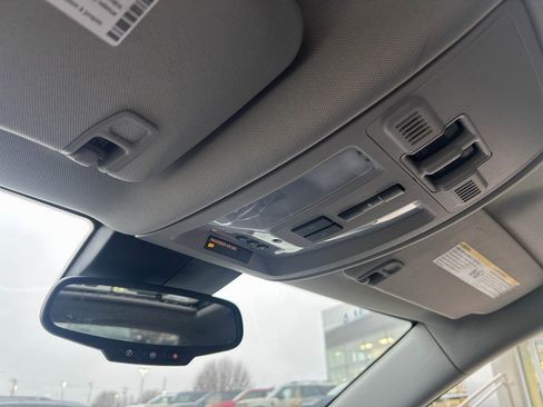 Used 2012 Cadillac SRX Performance image 21