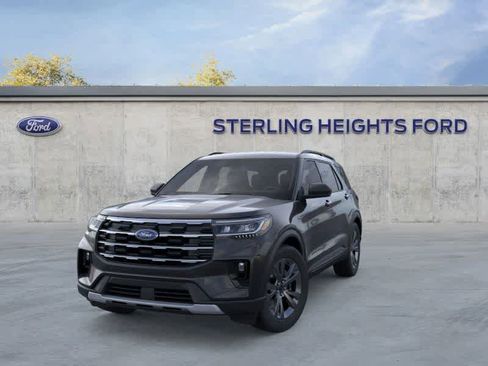 New 2026 Ford Explorer Active w/ Active Comfort Package AWD/4WD image 2