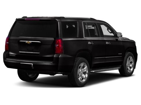 Used 2015 Chevrolet Tahoe LTZ RWD image 2