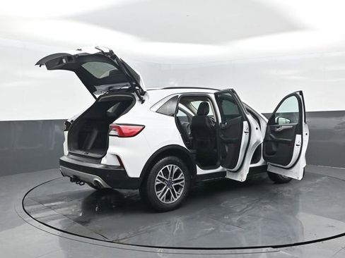 Used 2020 Ford Escape SEL image 36