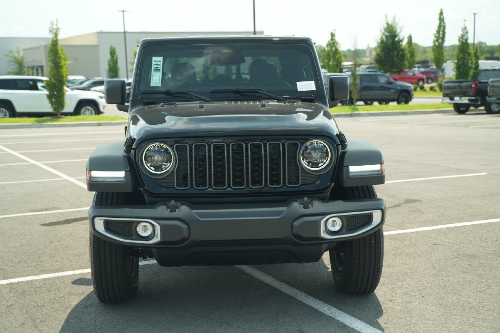 New 2026 Jeep Gladiator Sport AWD/4WD image 2