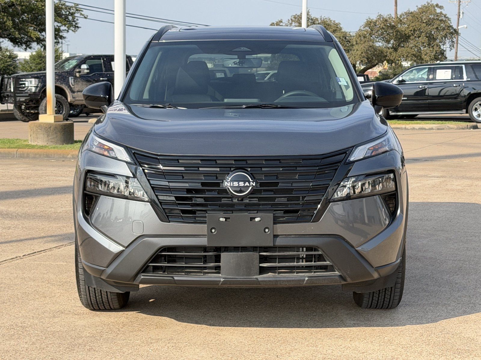 Used 2026 Nissan Rogue Dark Armor FWD image 9