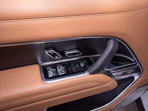 New 2025 Land Rover Range Rover Autobiography image 35