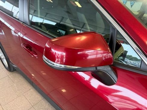 Used 2019 Toyota RAV4 XLE w/ All Weather Liner Package AWD/4WD image 11