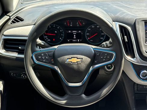 Used 2021 Chevrolet Equinox LS FWD image 14