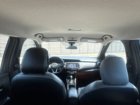 Used 2024 Nissan Kicks SR w/ SR Premium Package FWD image 36