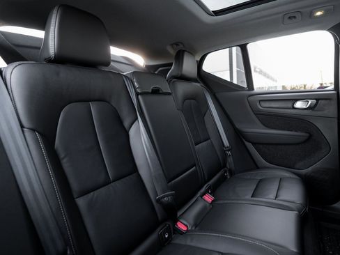 Used 2023 Volvo XC40 B5 Plus w/ Driver Assist Package image 30