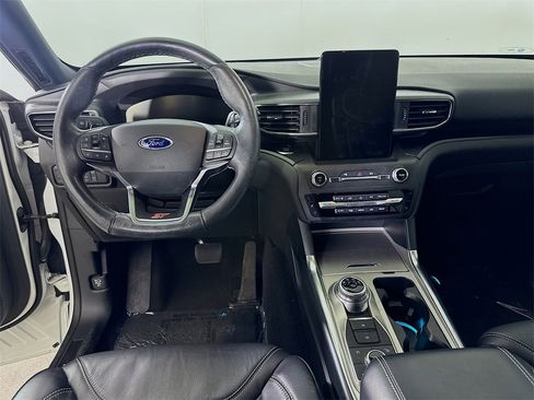 Used 2020 Ford Explorer ST w/ ST Street Pack image 18