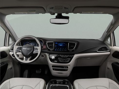 Used 2018 Chrysler Pacifica Limited FWD image 21