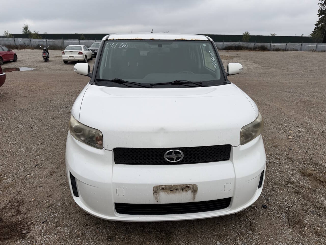 Used 2010 Scion xB FWD image 7