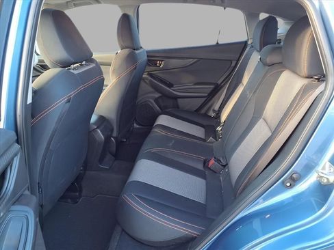 Used 2023 Subaru Crosstrek 2.0i Premium image 17