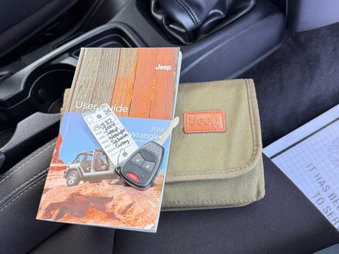 Used 2014 Jeep Wrangler Sahara w/ Connectivity Group image 53