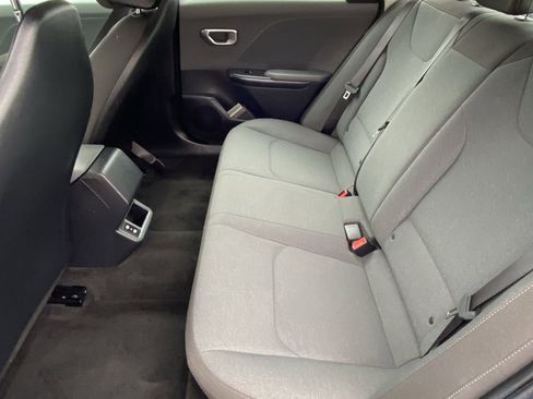 Used 2025 Kia K4 LXS image 20