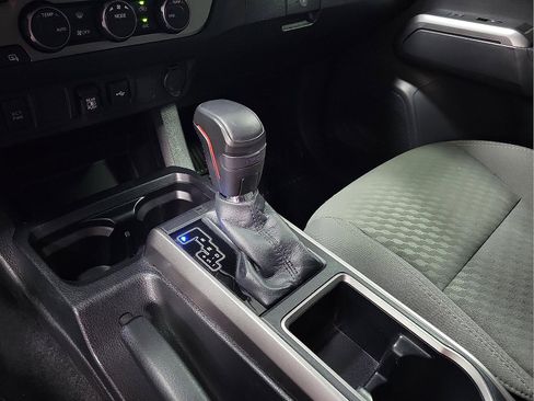 Certified 2023 Toyota Tacoma SR5 image 20