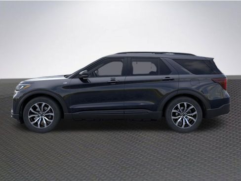New 2026 Ford Explorer ST-Line w/ Premium Package RWD image 3