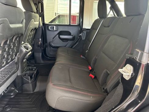 Used 2020 Jeep Wrangler Unlimited Rubicon image 25