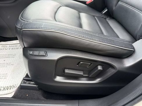 Used 2025 MAZDA CX-5 AWD 2.5 S w/ Preferred Package image 17