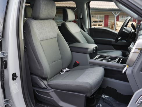 New 2026 Ford F250 XLT w/ XLT Premium Package image 30