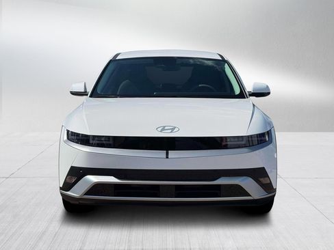 New 2026 Hyundai Ioniq 5 SEL image 12