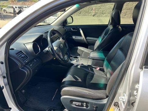 Used 2008 Toyota Highlander Sport AWD/4WD image 11