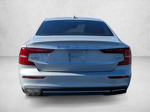 Used 2022 Volvo S60 B5 Inscription w/ Advanced Package image 6