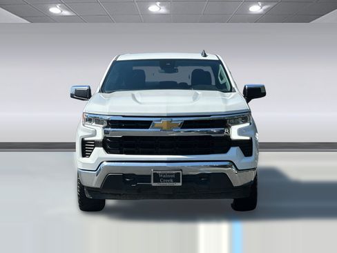 Used 2024 Chevrolet Silverado 1500 LT AWD/4WD image 5