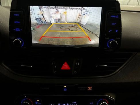 Used 2020 Hyundai Elantra GT w/ Style Package 02 image 16